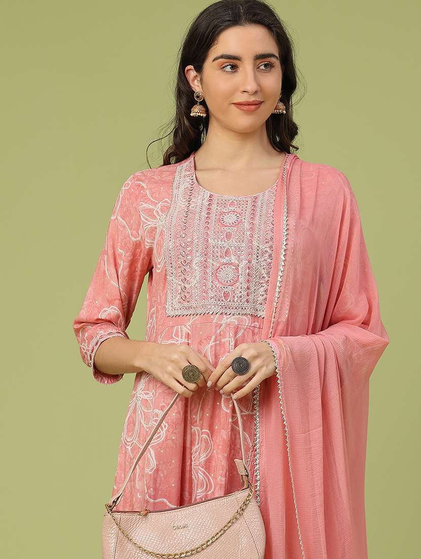 women floral three quarter sleeve kurta pant with dupatta set - 22317395 -  Standard Image - 1