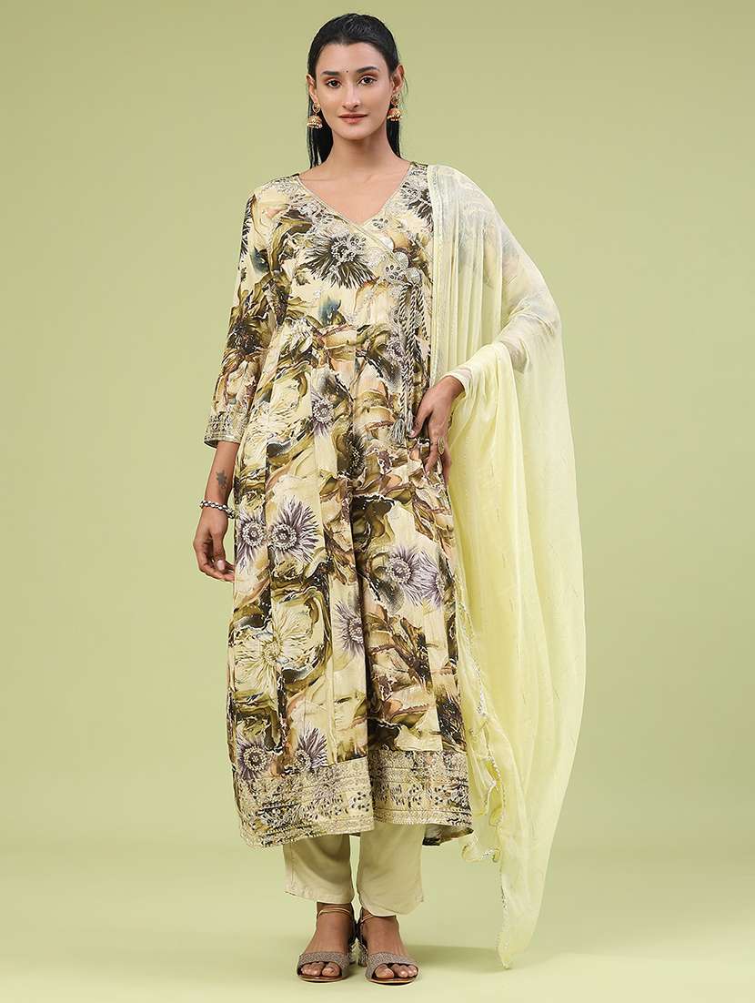 women floral three quarter sleeve kurta pant with dupatta set - 22317406 -  Standard Image - 1