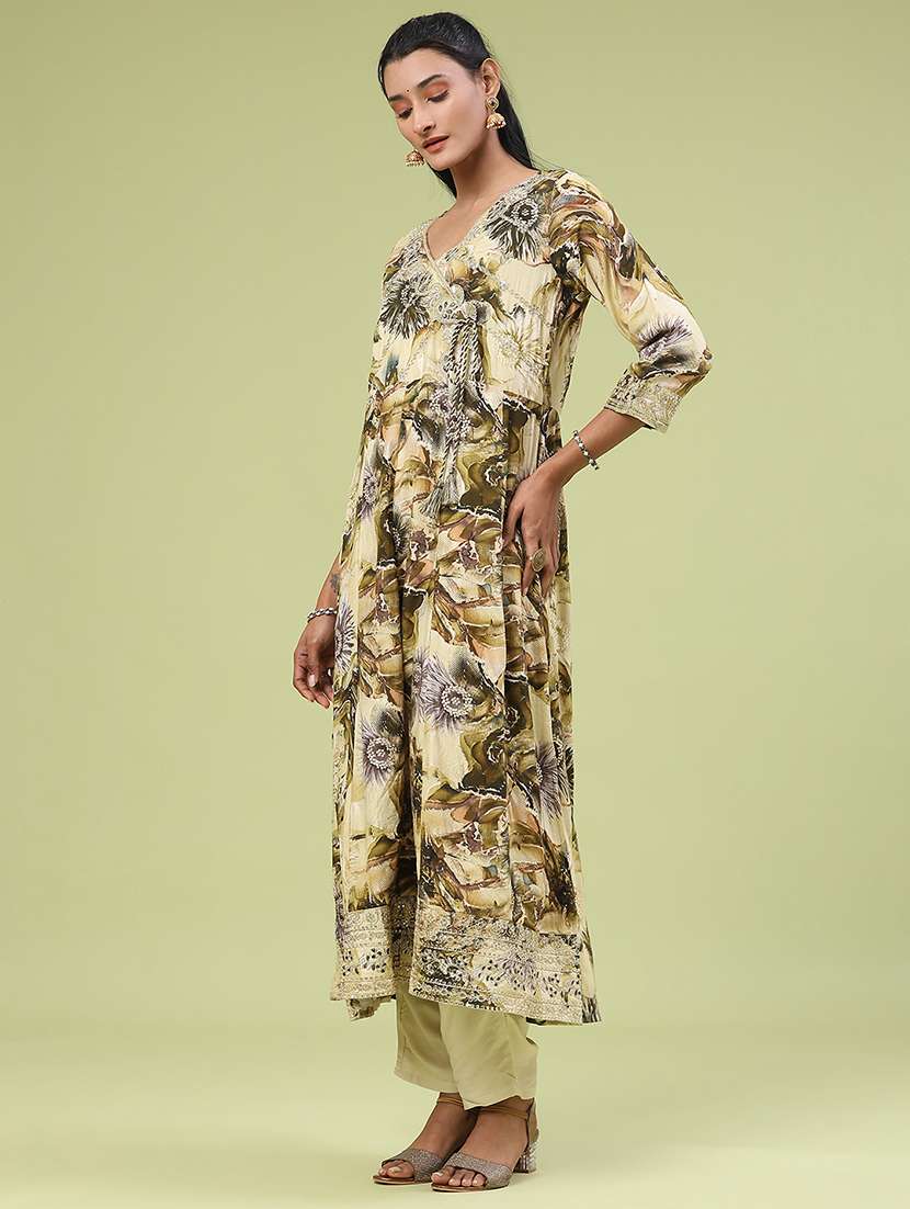 women floral three quarter sleeve kurta pant with dupatta set - 22317406 -  Standard Image - 4