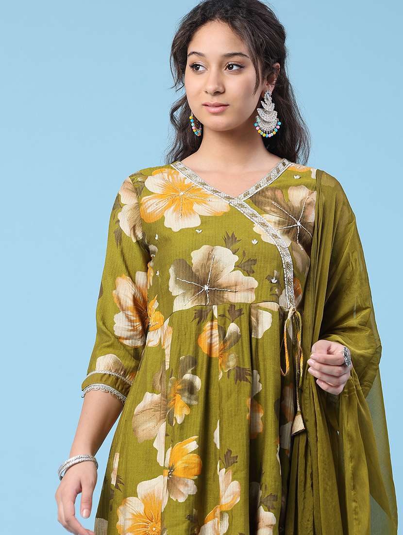 Women Printed Three Quarter Sleeves Kurta Pant Set With Dupatta - 22317456 -  Standard Image - 1