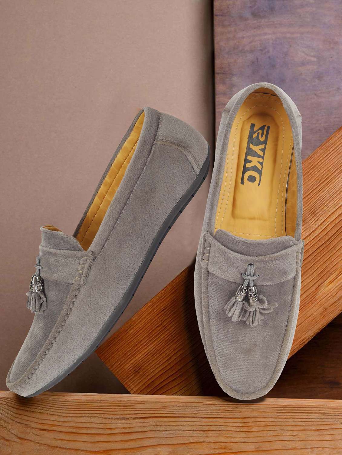 men grey slip on loafer