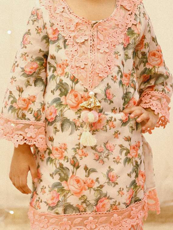 girls printed kurta and pant set - 22317594 -  Standard Image - 1