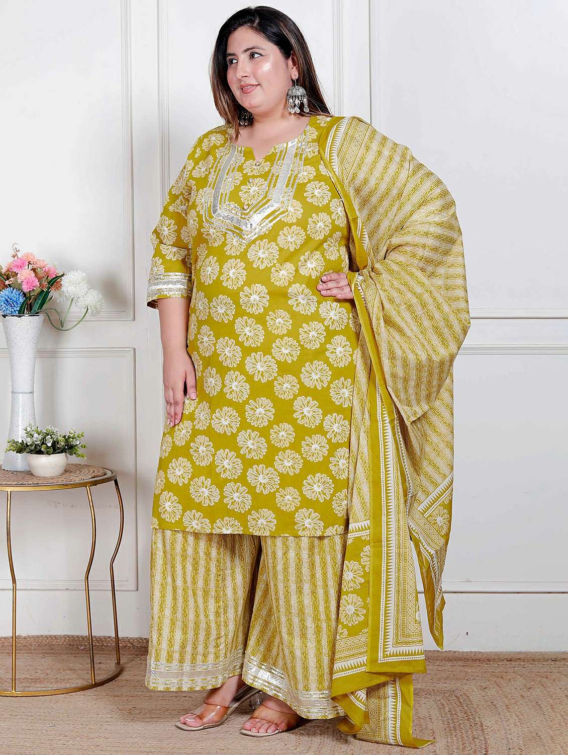 women plus size floral three quarter sleeve kurta palazzo with dupatta set - 22317775 -  Standard Image - 1