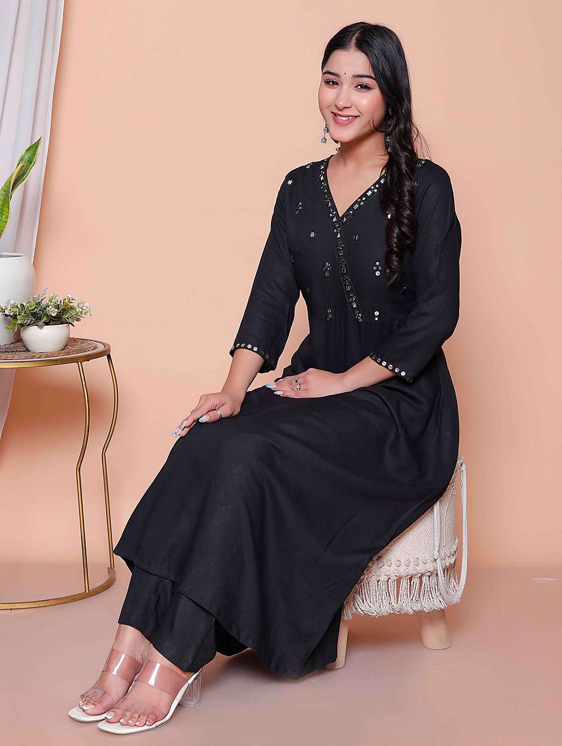 Women Solid With Work Three Quarter Sleeve Kurta Pant Set - 22317787 -  Standard Image - 1