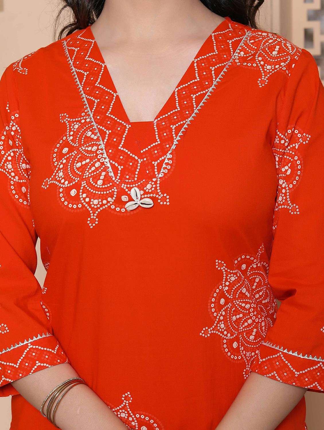 women bandhani three quarter sleeve kurta pant with dupatta set - 22317817 -  Standard Image - 4