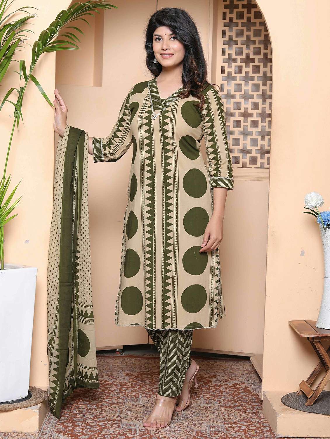 women printed three quarter sleeve kurta pant with dupatta set - 22317819 -  Standard Image - 1