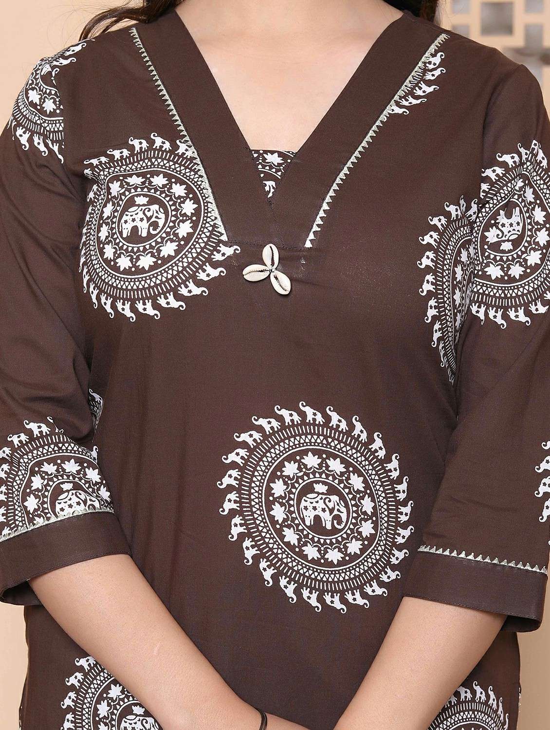 women printed three quarter sleeve kurta pant set - 22317820 -  Standard Image - 4