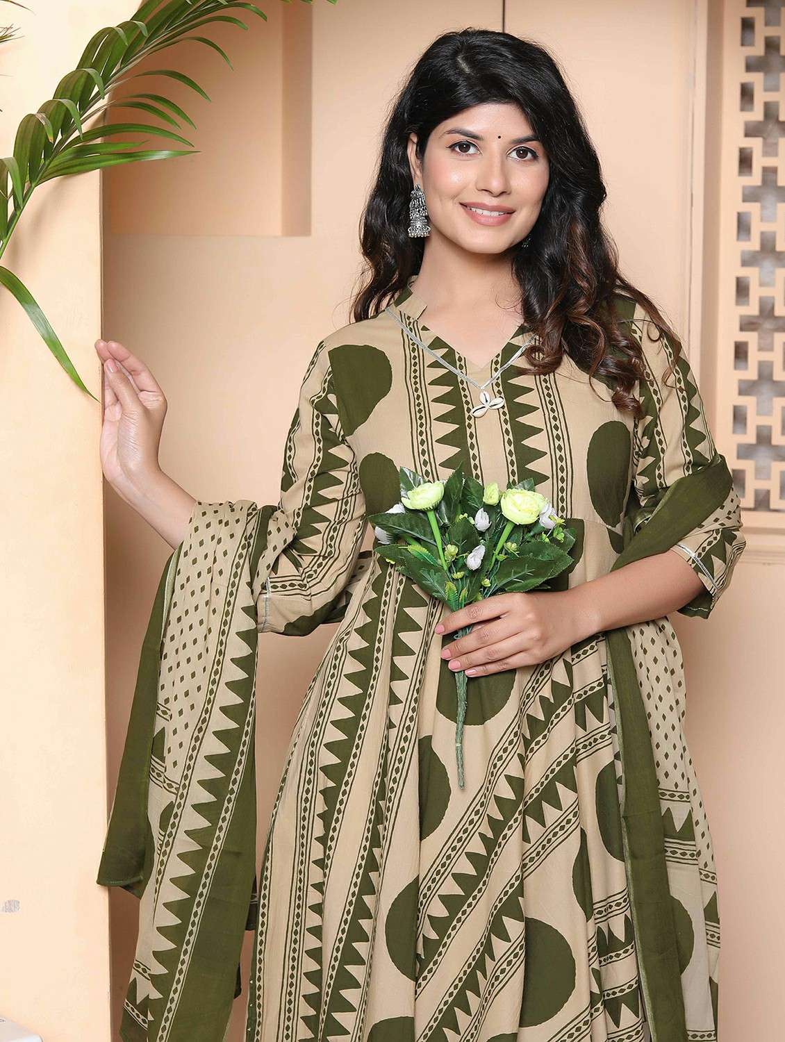 women printed three quarter sleeve kurta with dupatta set - 22317823 -  Standard Image - 4