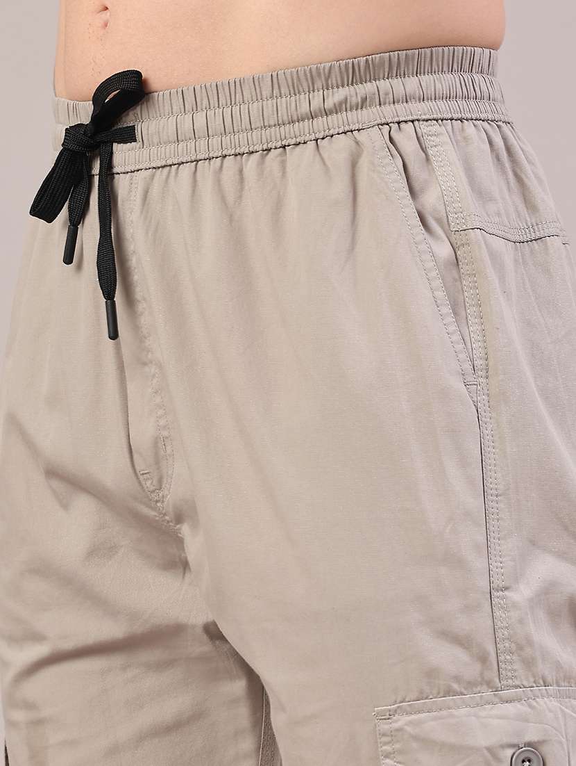 men solid mid rise regular fit cargo  - 22319002 -  Standard Image - 1