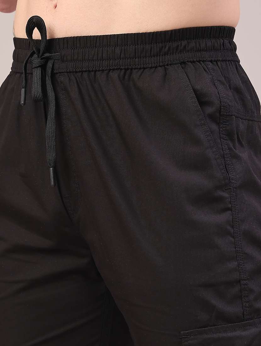 men solid mid rise regular fit cargo  - 22319004 -  Standard Image - 1