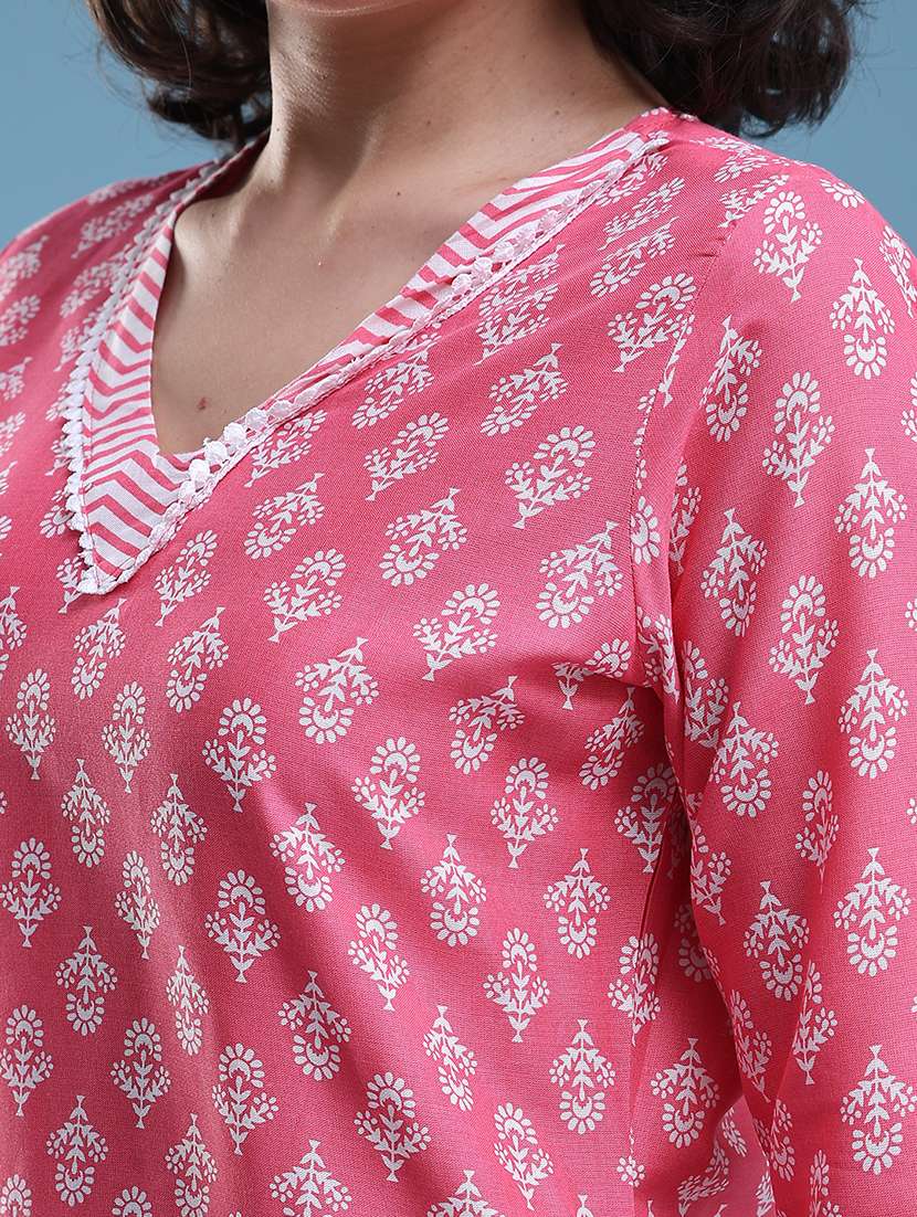 women printed three quarter sleeves kurta pant set - 22319123 -  Standard Image - 1