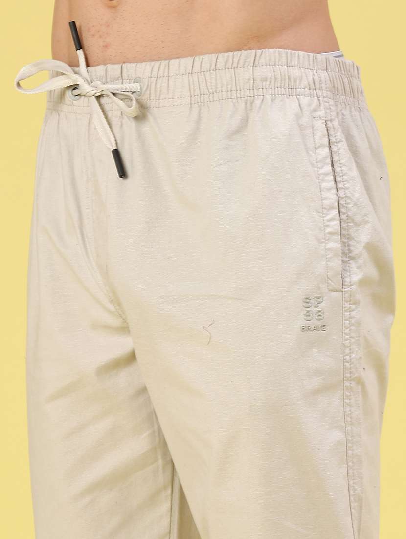 men solid mid rise chinos casual trouser - 22319173 -  Standard Image - 1