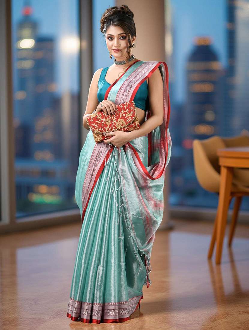 women solid with bordered handloom saree with blouse - 22319574 -  Standard Image - 1