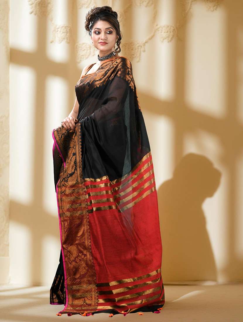 women solid with bordered handloom saree with blouse - 22319576 -  Standard Image - 1