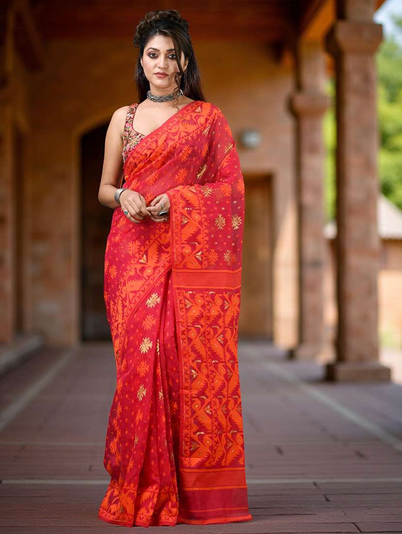 women self design jamdani saree