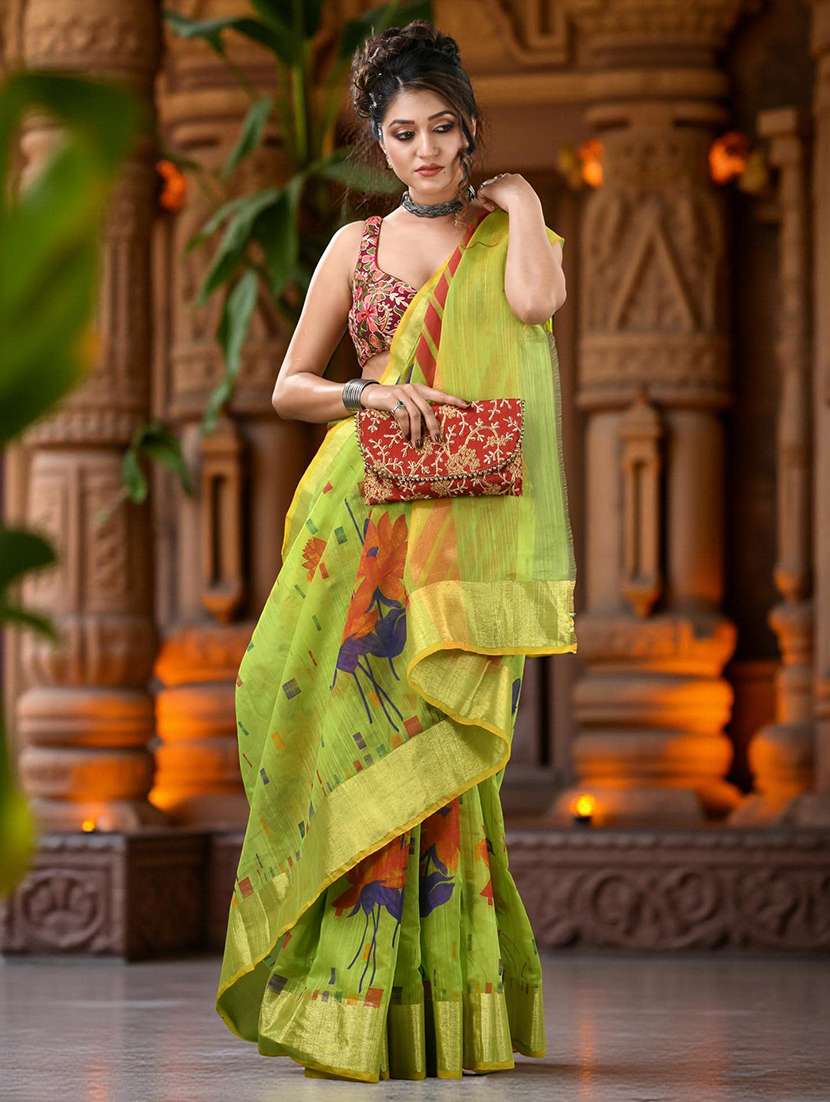 women printed casual wear saree with blouse