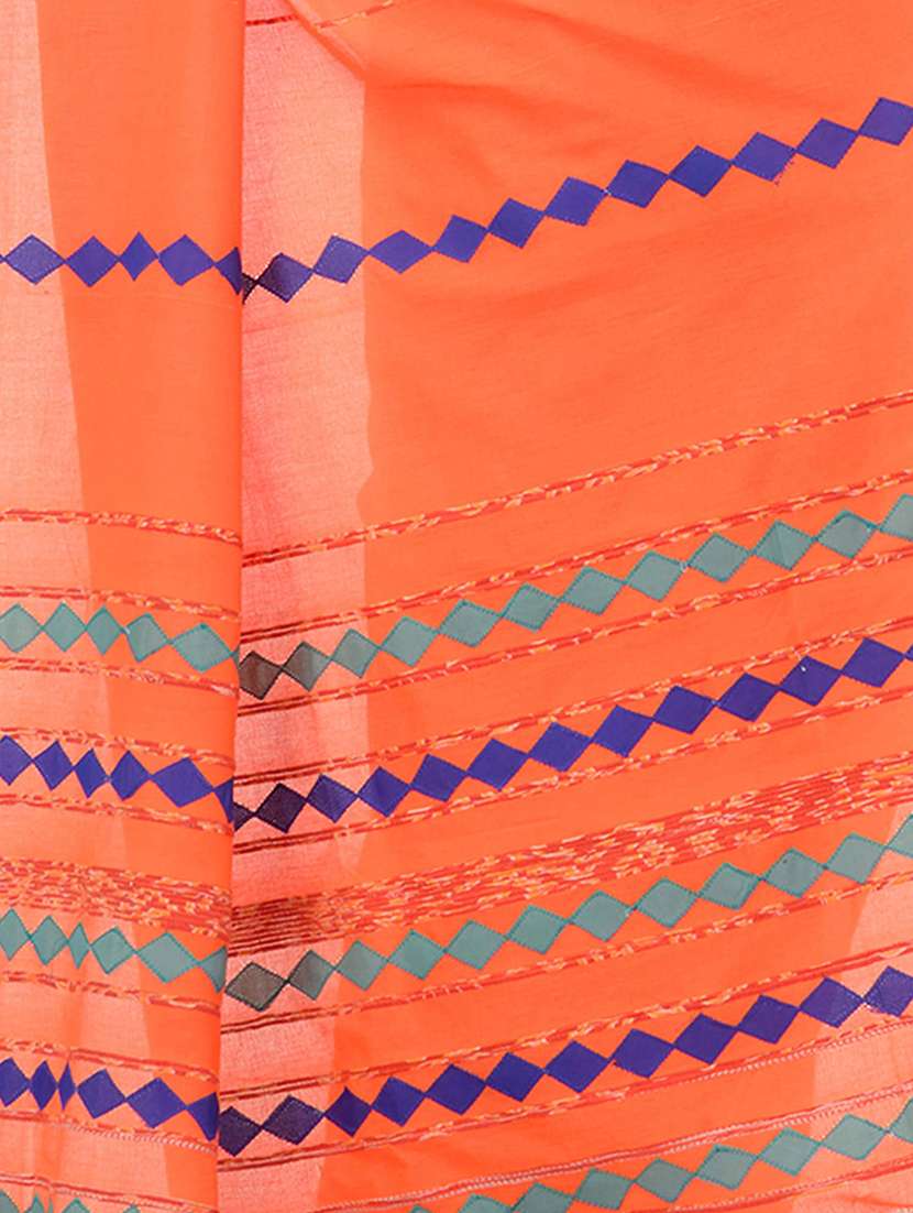 women solid with work handloom saree with blouse - 22319592 -  Standard Image - 4