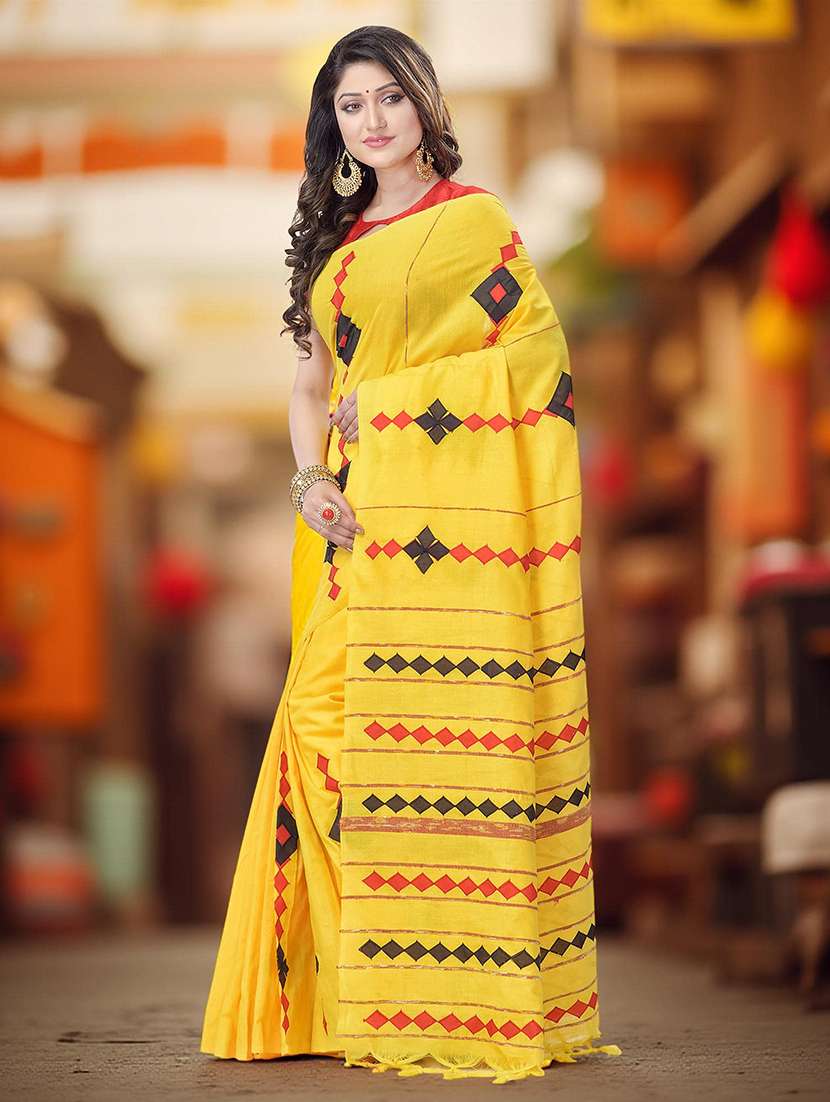 women solid with work handloom saree with blouse - 22319596 -  Standard Image - 1