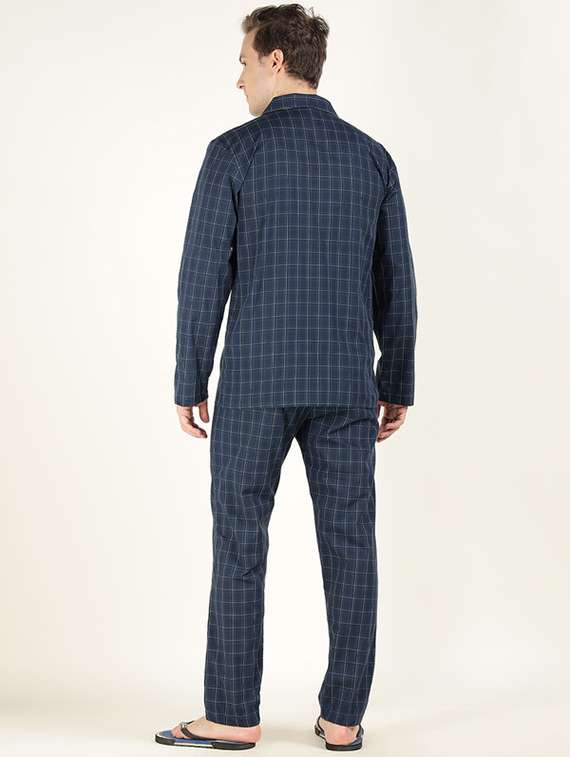 men checkered long sleeve shirt & pyjamas night suit - 22320478 -  Standard Image - 4