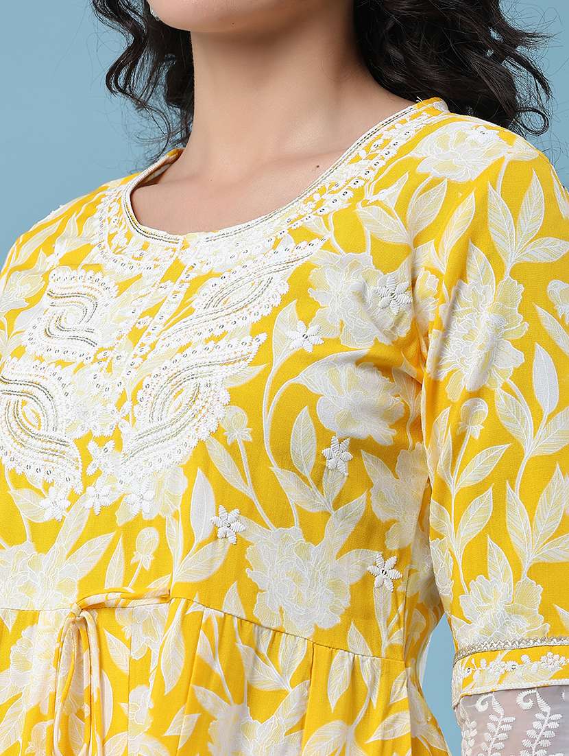 women printed three quarter sleeves kurta sharara set with dupatta - 22321603 -  Standard Image - 1