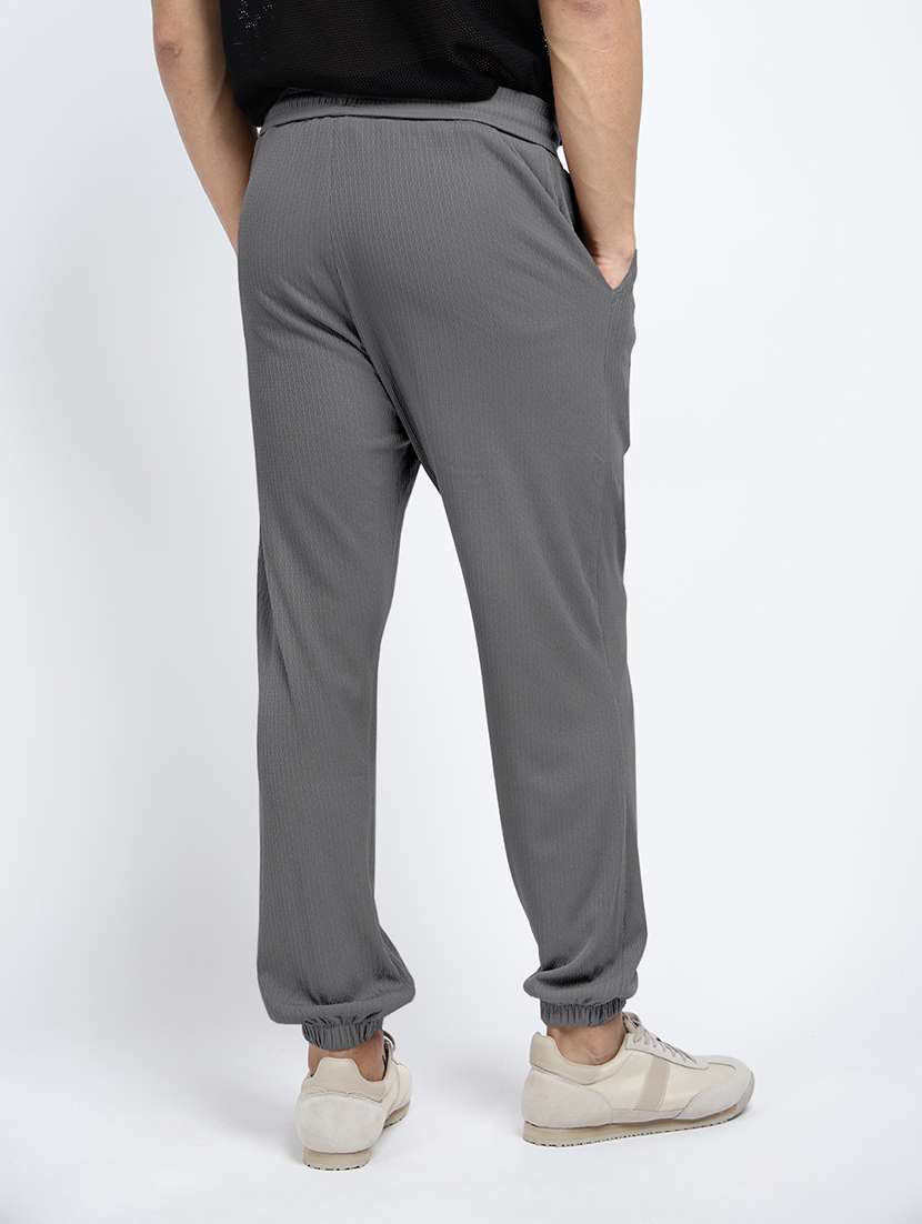 men solid low rise relaxed fit jogger - 22321712 -  Standard Image - 4