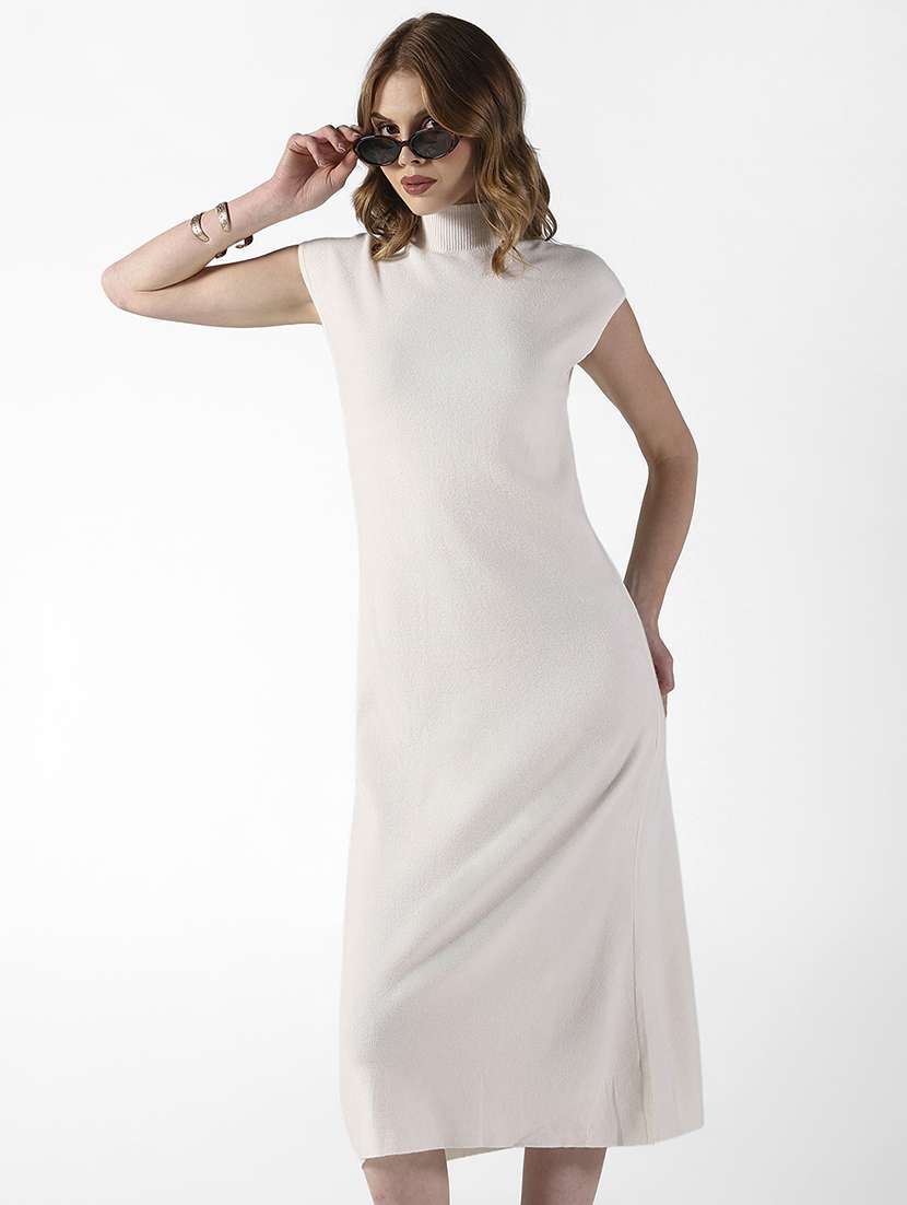 women solid cap sleeve shift dress - 22322042 -  Standard Image - 4