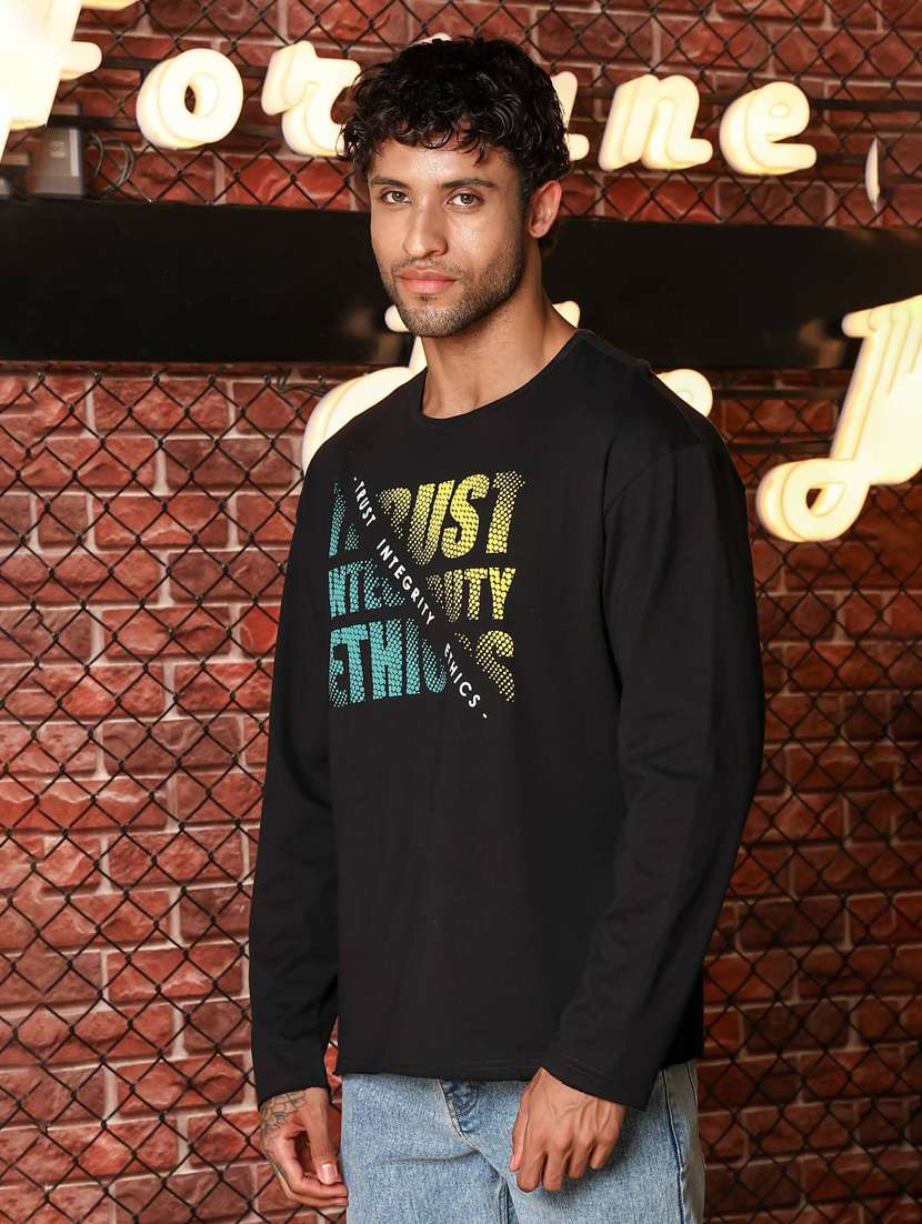 men chest print long sleeve regular fit t-shirt - 22322107 -  Standard Image - 1
