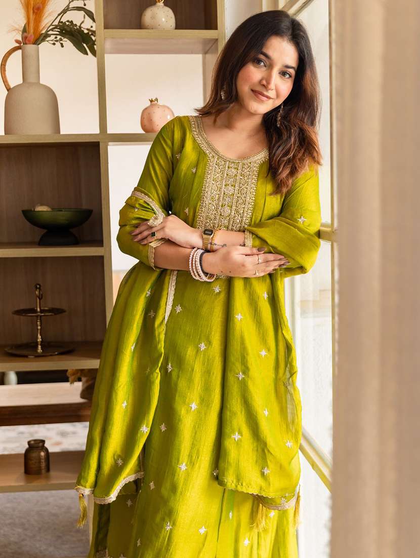 women solid with work three quarter sleeve kurta pant with dupatta set - 22322165 -  Standard Image - 1