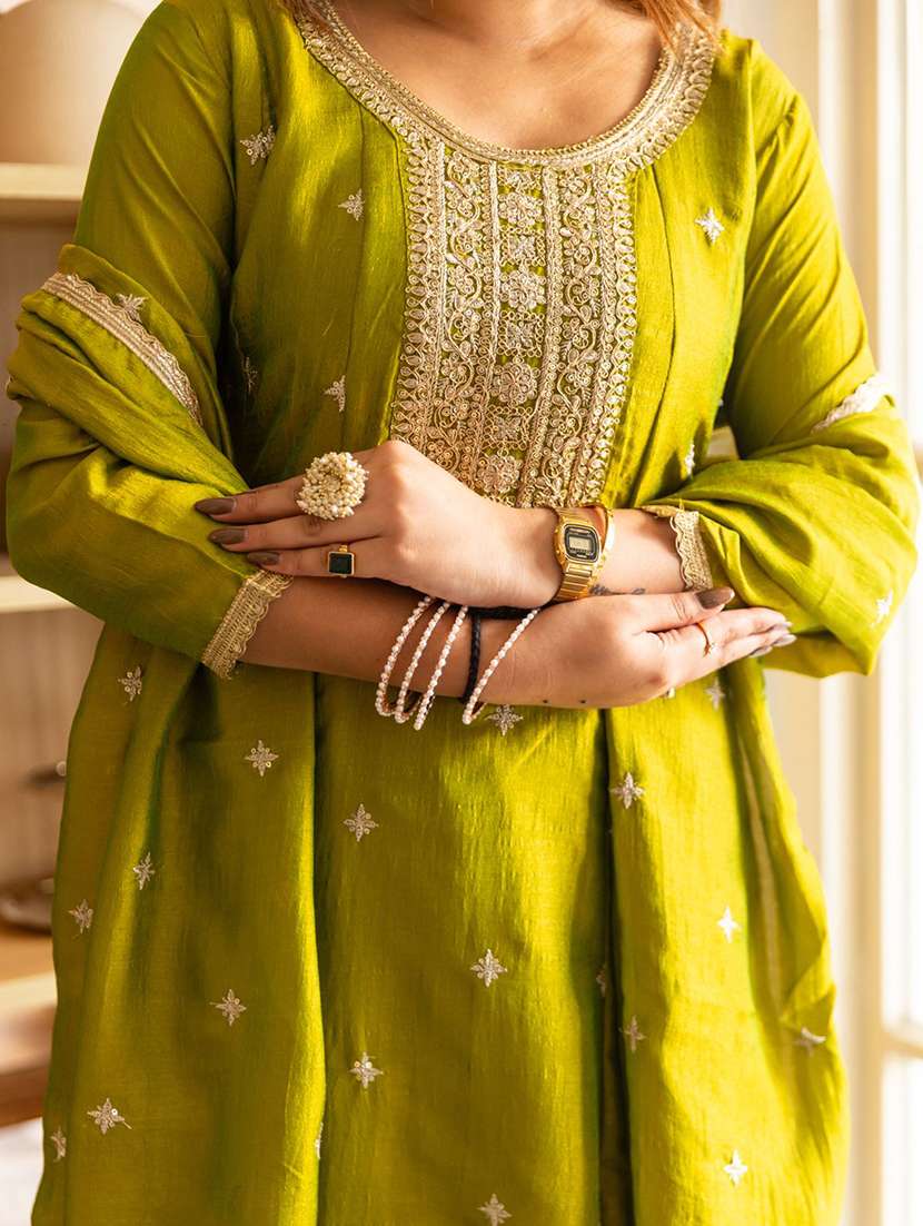 women solid with work three quarter sleeve kurta pant with dupatta set - 22322165 -  Standard Image - 4