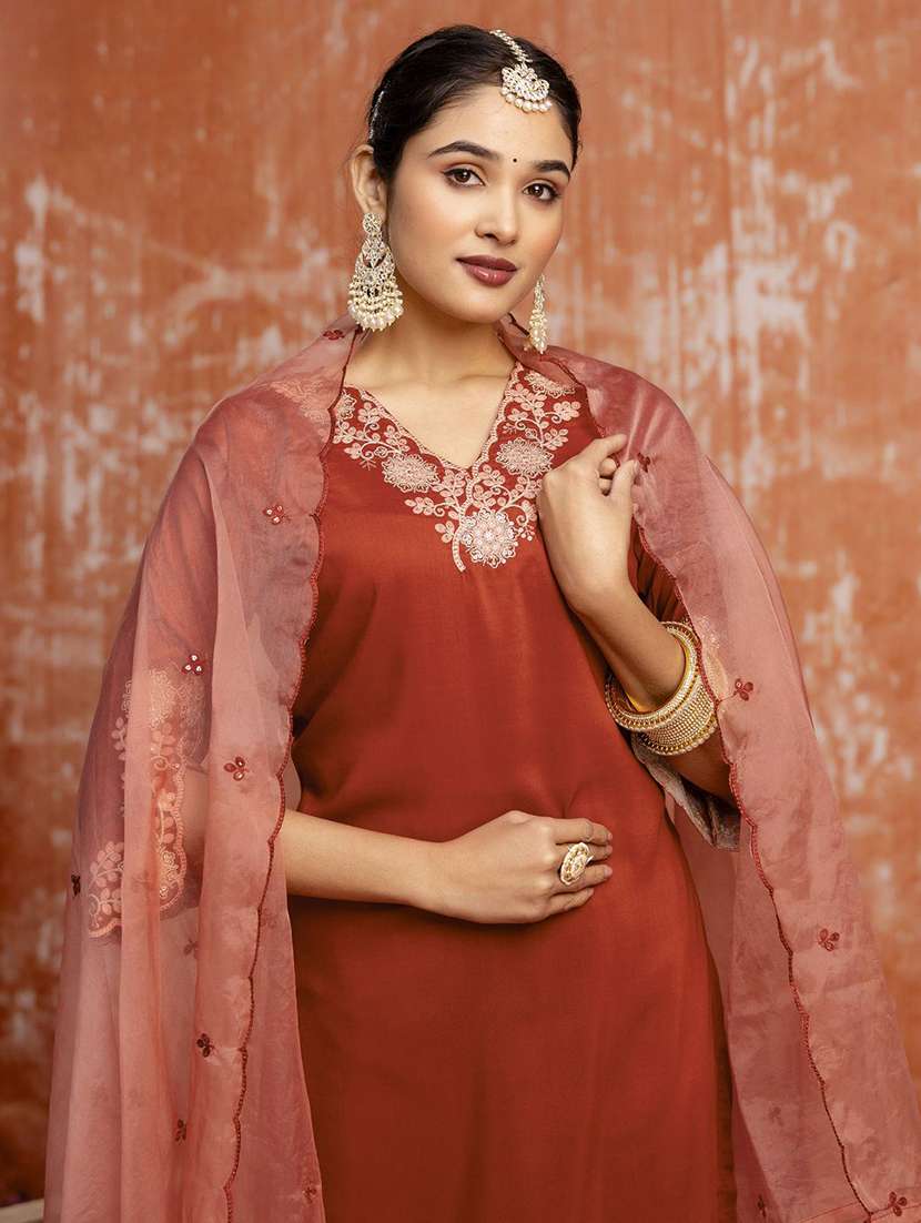 women solid with work three quarter sleeve kurta pant with dupatta set - 22322191 -  Standard Image - 4