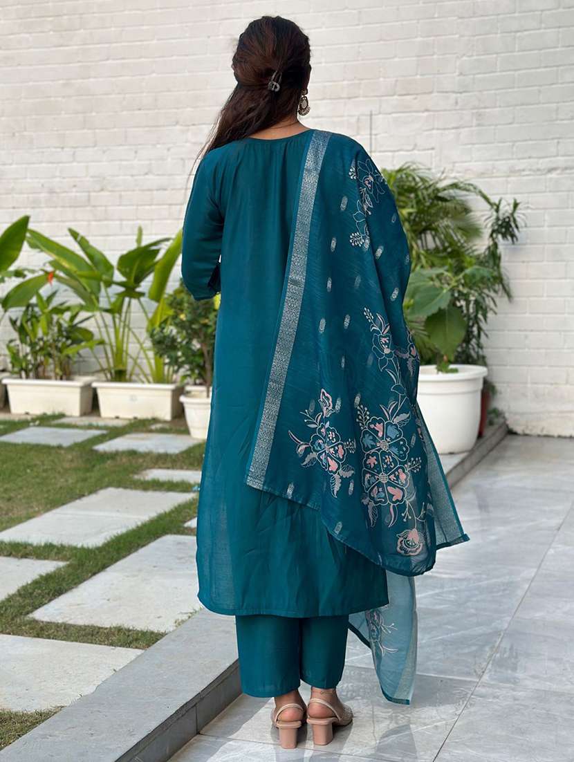 women solid with work three quarter sleeve kurta pant with dupatta set - 22322252 -  Standard Image - 4