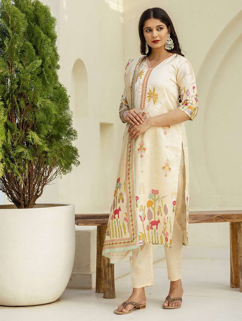 women printed three quarter sleeve kurta pant with dupatta set - 22322257 -  Standard Image - 1