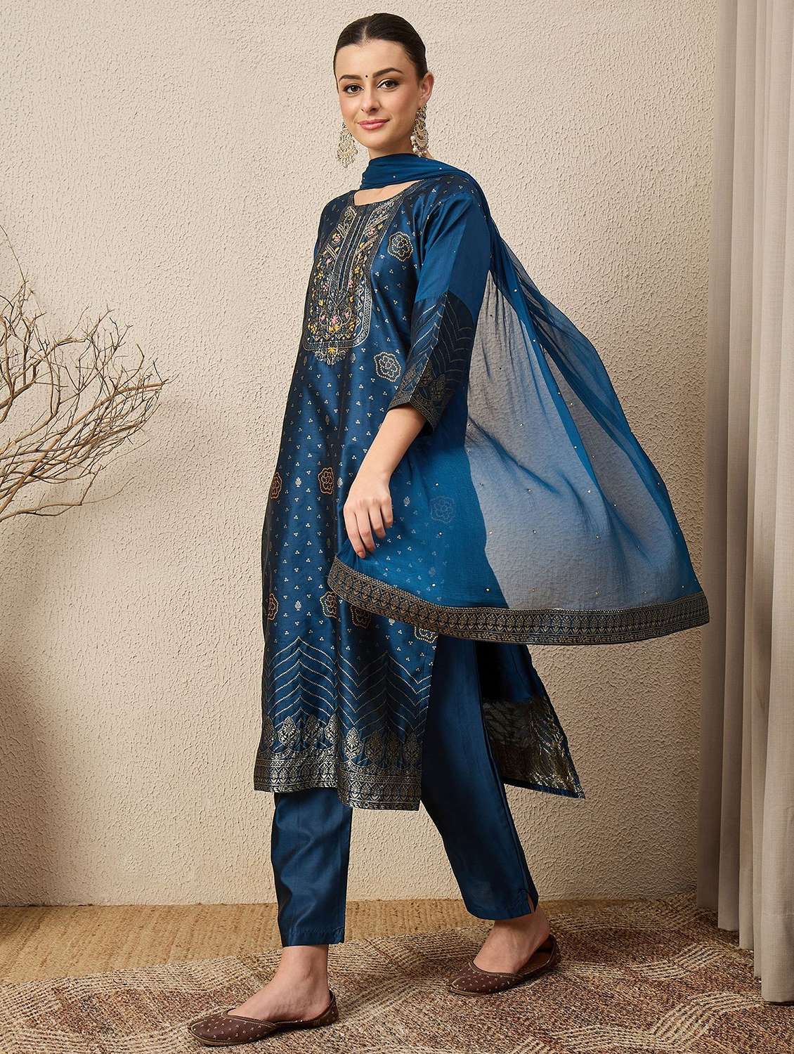 women self design three quarter sleeve kurta pant with dupatta set - 22322272 -  Standard Image - 1