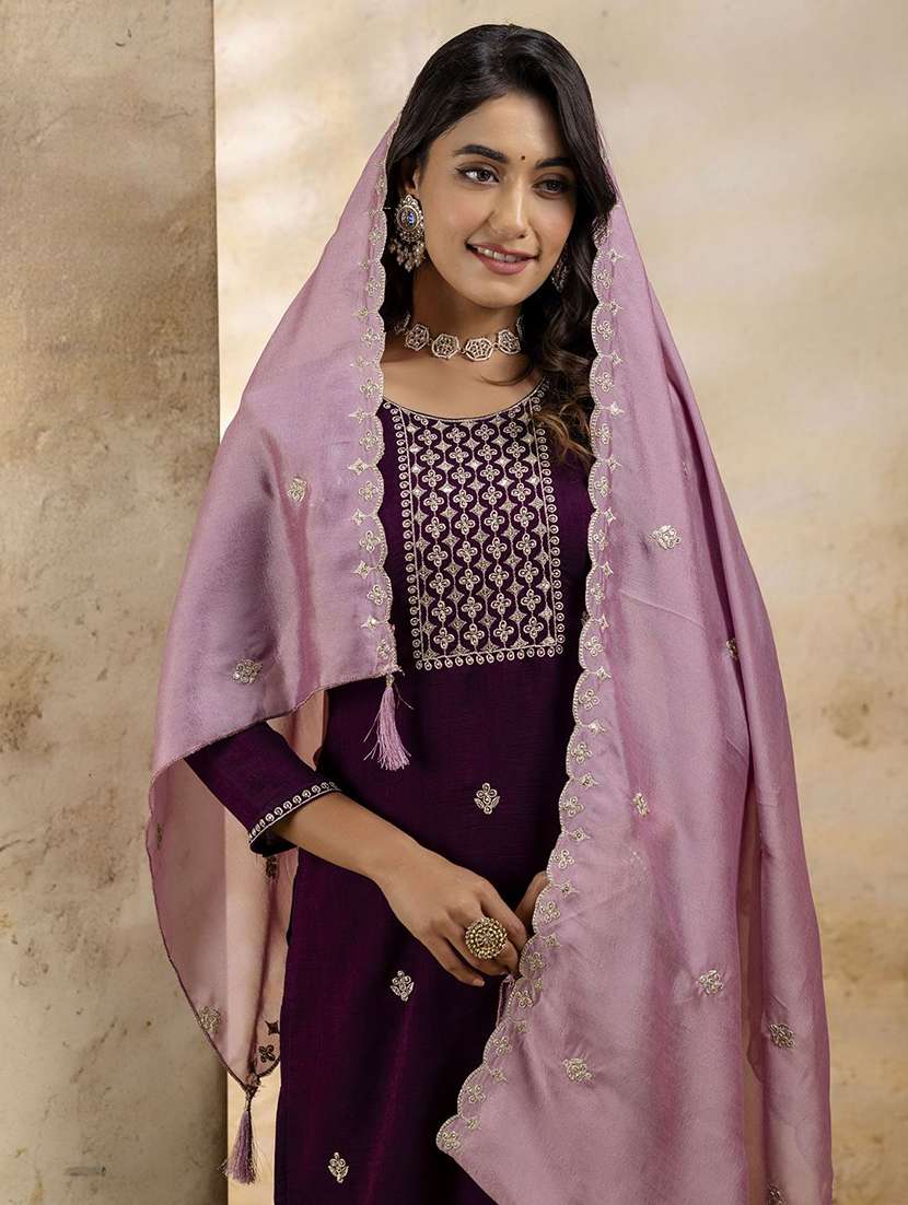 women solid with work three quarter sleeve kurta pant with dupatta set - 22322310 -  Standard Image - 4