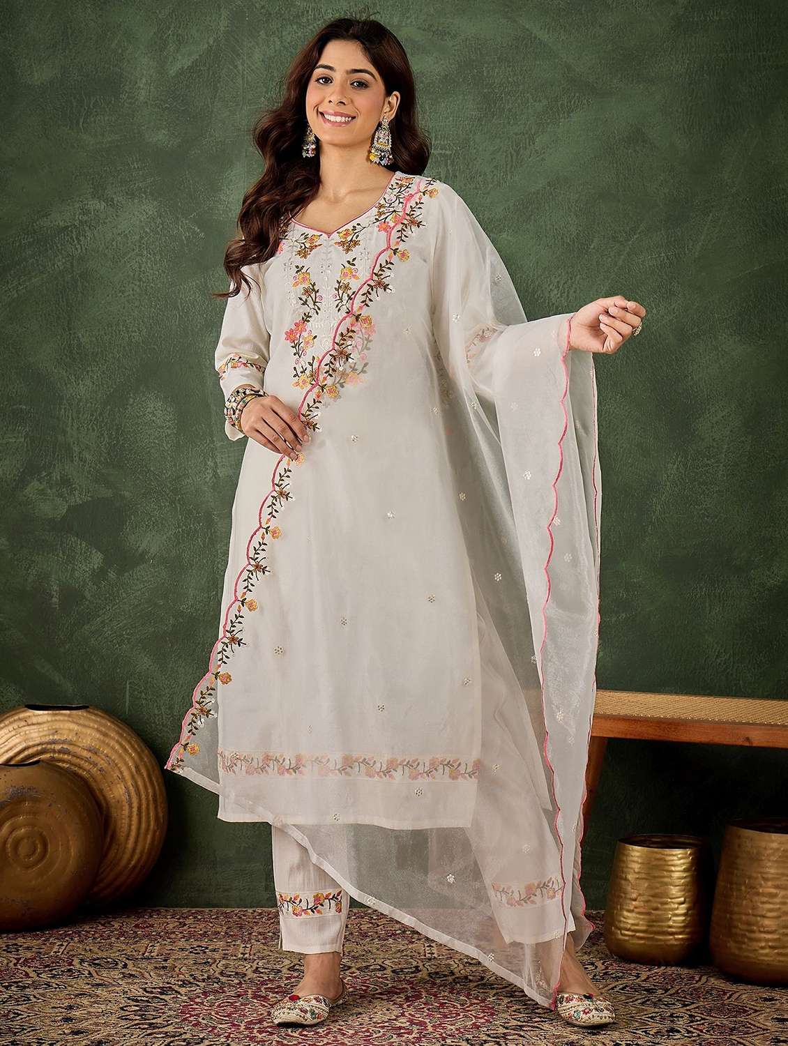 women solid with work three quarter sleeve kurta pant with dupatta set