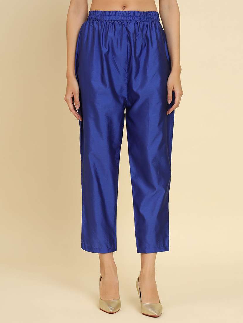 women self design sleeveless kurta pant with dupatta set - 22322403 -  Standard Image - 4