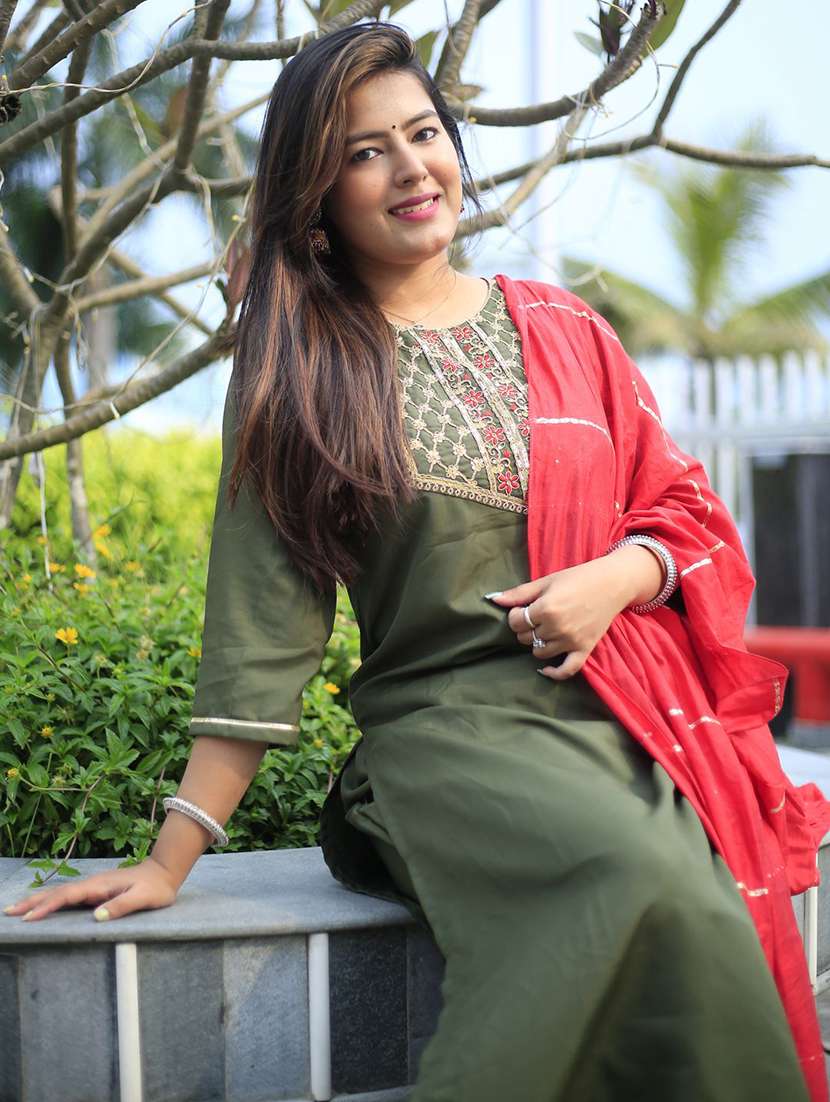 women solid with work three quarter sleeve kurta pant with dupatta set - 22322423 -  Standard Image - 1