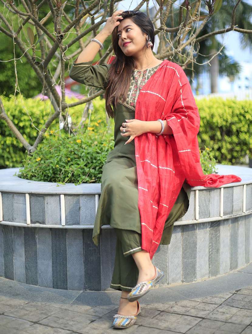 women solid with work three quarter sleeve kurta pant with dupatta set - 22322423 -  Standard Image - 4