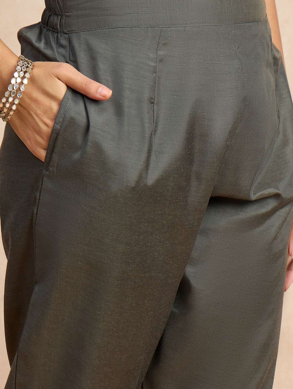 women self design three quarter sleeve kurta pant with dupatta set - 22322424 -  Standard Image - 4