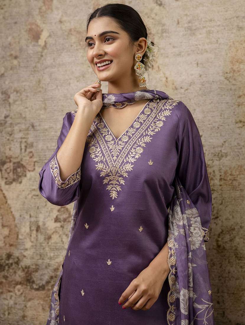 women solid with work three quarter sleeve kurta pant with dupatta set - 22322446 -  Standard Image - 4