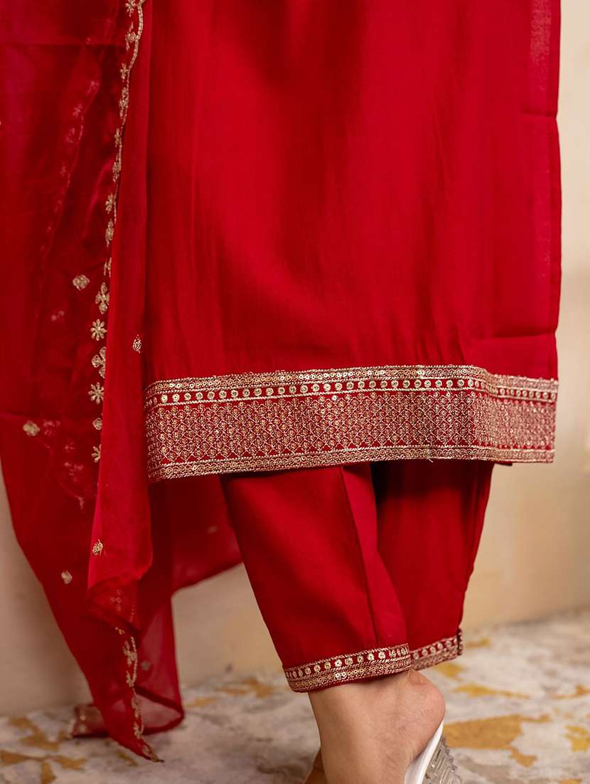 women solid with work three quarter sleeve kurta pant with dupatta set - 22322502 -  Standard Image - 4