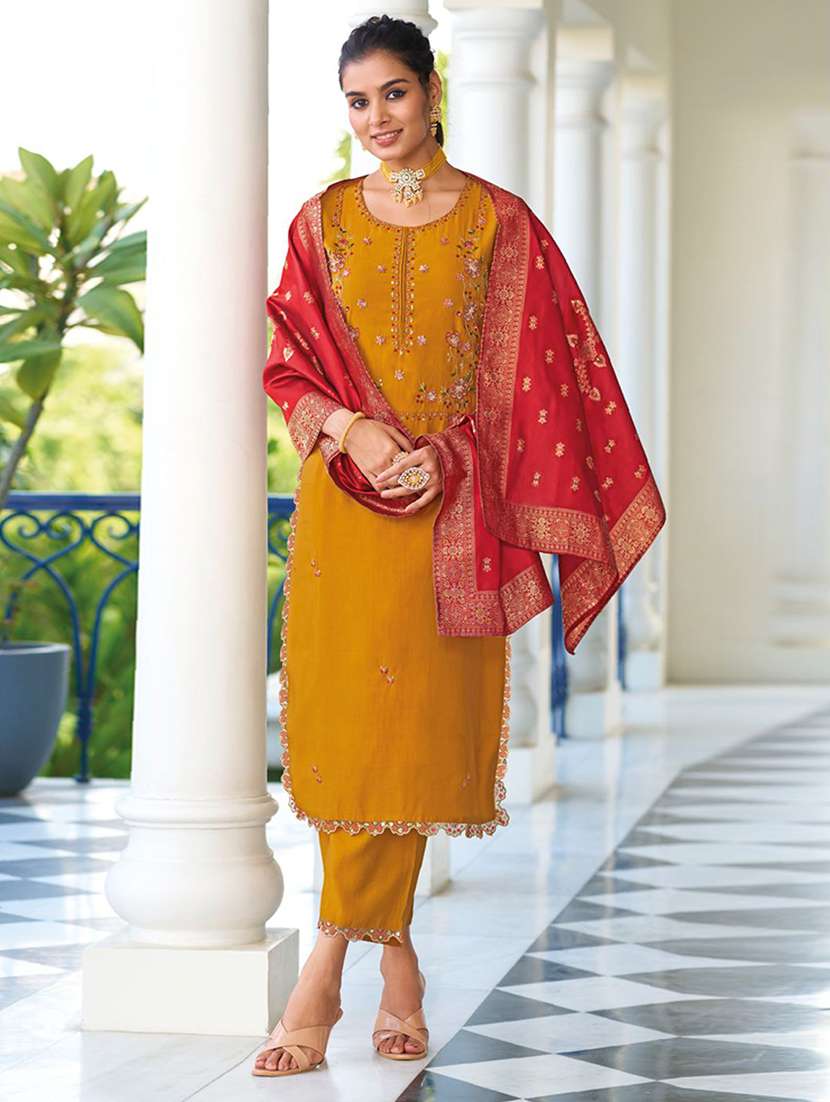 women solid with work three quarter sleeve kurta pant with dupatta set