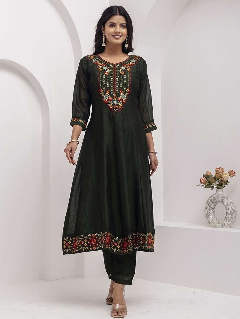 Women Solid With Work Three Quarter Sleeve Kurta Pant With Dupatta Set - 22322512 -  Standard Image - 1