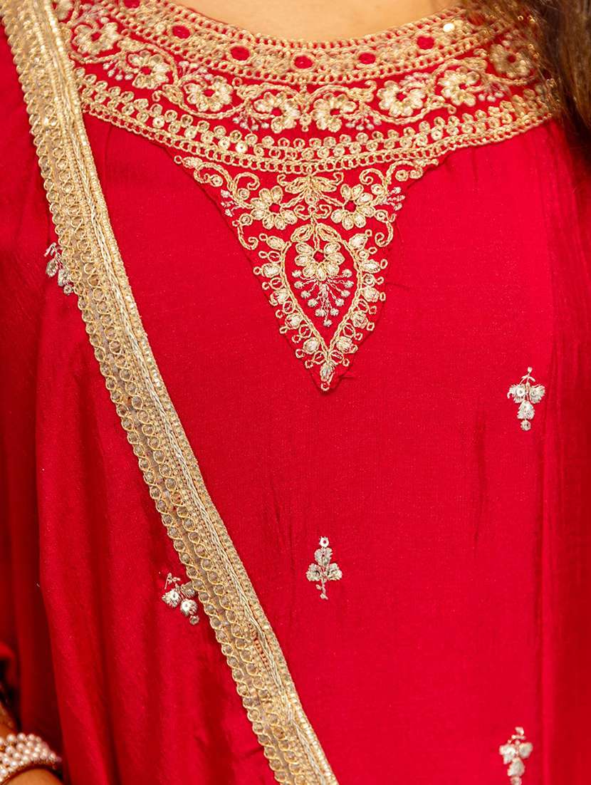 women solid with work three quarter sleeve kurta pant with dupatta set - 22322530 -  Standard Image - 4