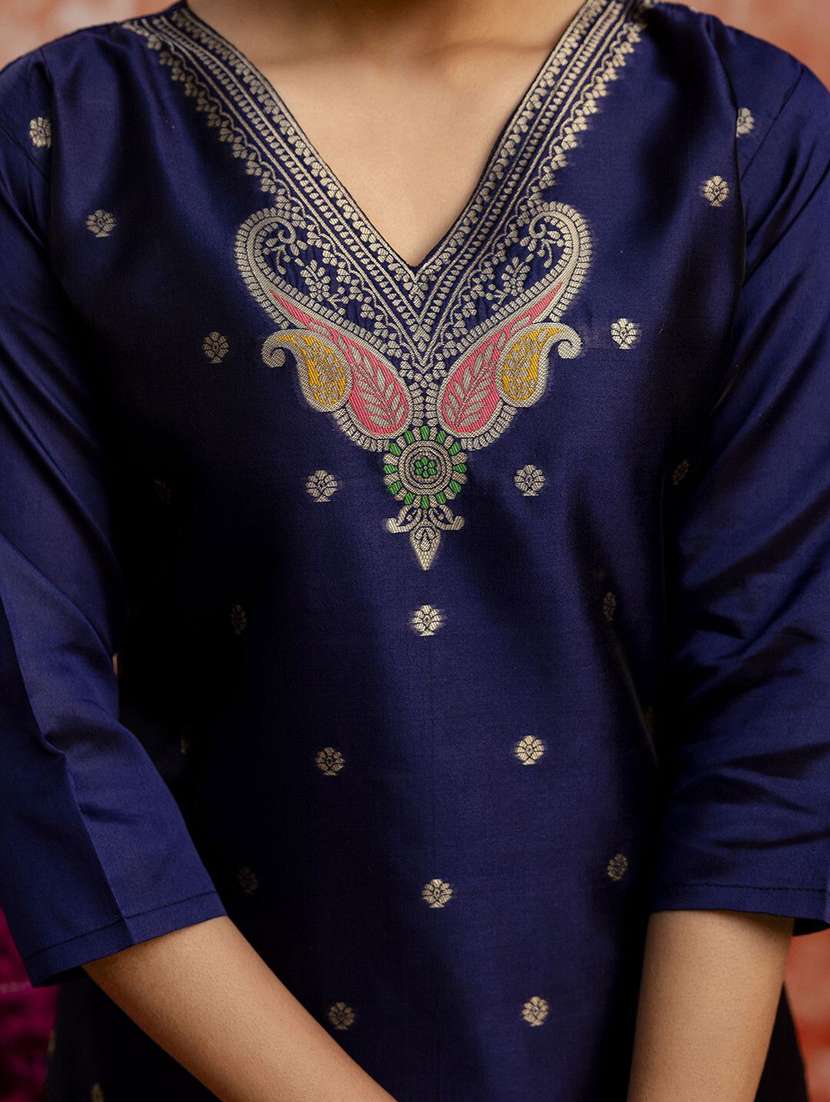 women self design three quarter sleeve kurta pant with dupatta set - 22322554 -  Standard Image - 4