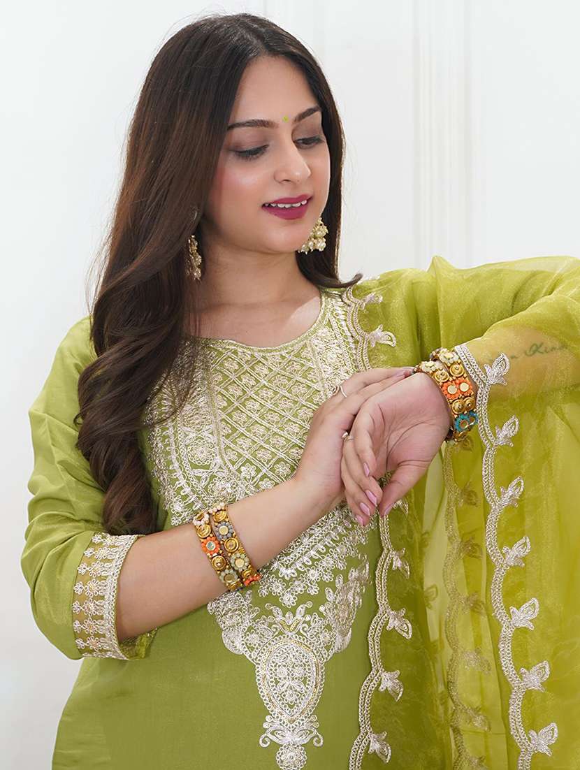 women solid with work three quarter sleeve kurta pant with dupatta set - 22322580 -  Standard Image - 4