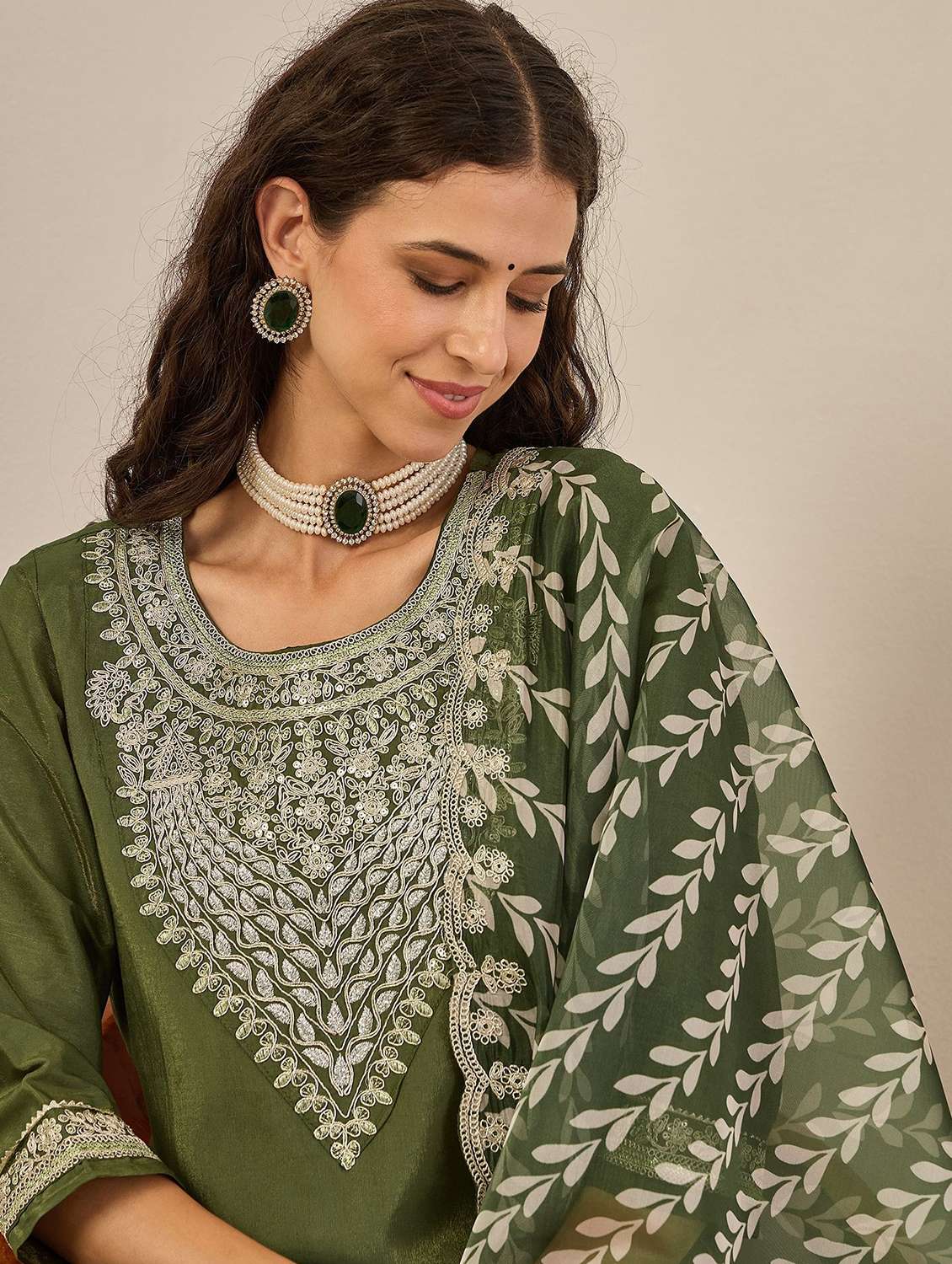 women solid with work three quarter sleeve kurta pant with dupatta set - 22322581 -  Standard Image - 4