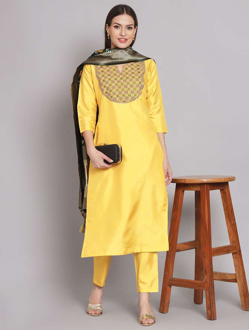 women solid with work three quarter sleeve kurta pant with dupatta set