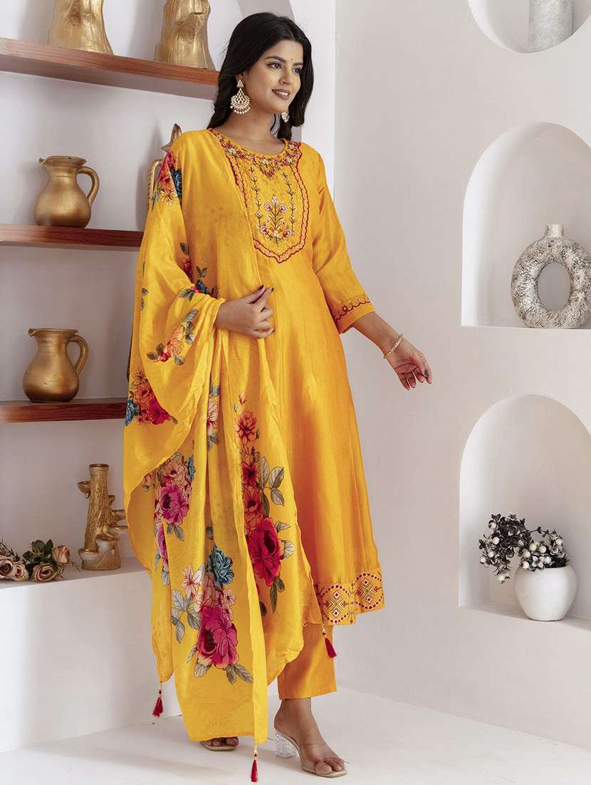 women solid with work three quarter sleeve kurta pant with dupatta set - 22322650 -  Standard Image - 1