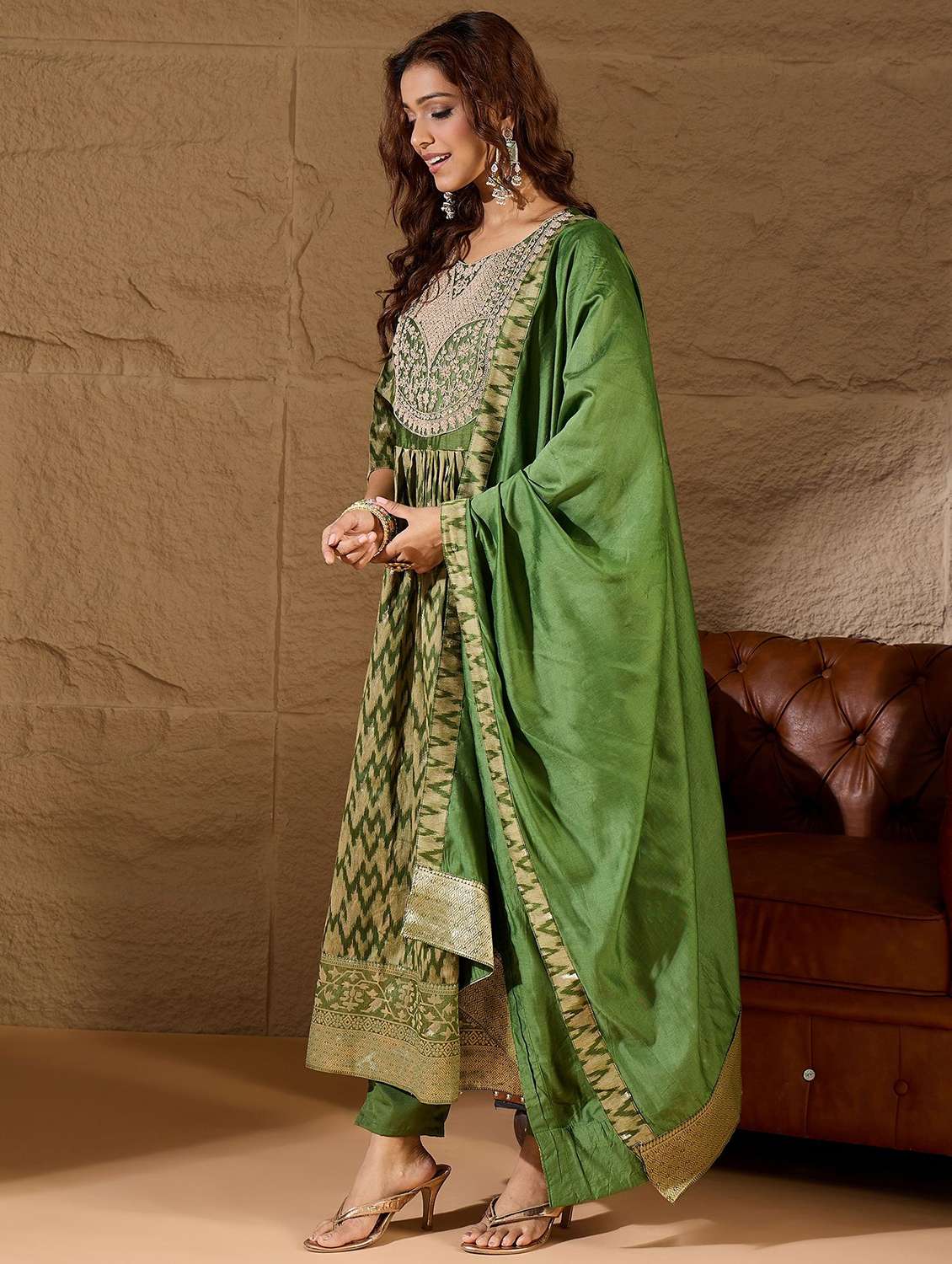 women self design three quarter sleeve kurta pant with dupatta set - 22322693 -  Standard Image - 1